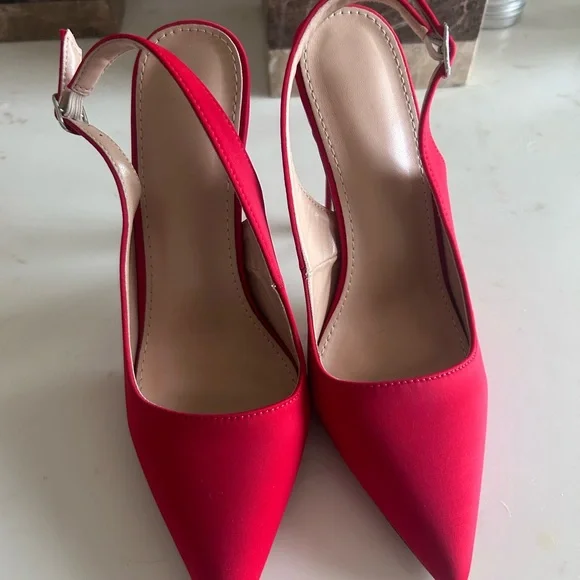 Amazon Red Pointed Toe Stiletto Slingback Heels - Picture 3 of 5